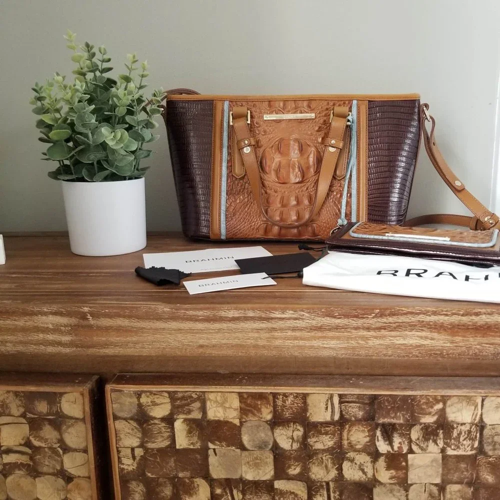 Brahmin Mini Asher Satchel & Ady Wallet. Toasted Almond Garrone Embossed Leather - Picture 4 of 16